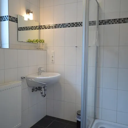 A Modern By The River Mosel Moselkern