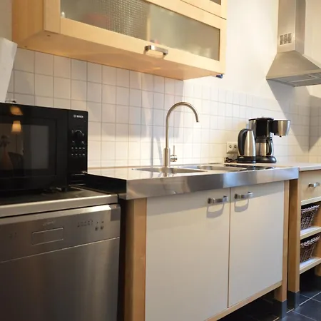 A Modern By The River Mosel *