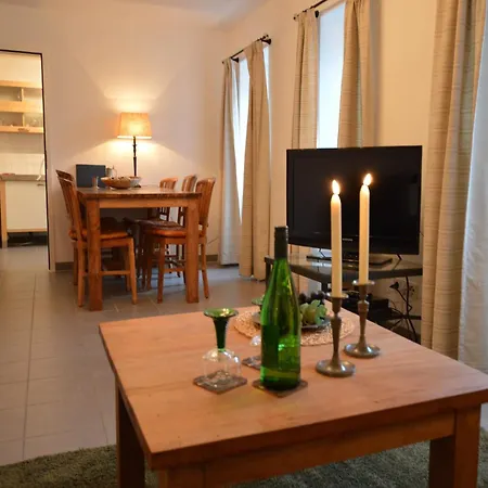 A Modern By The River Mosel Apartmán Moselkern