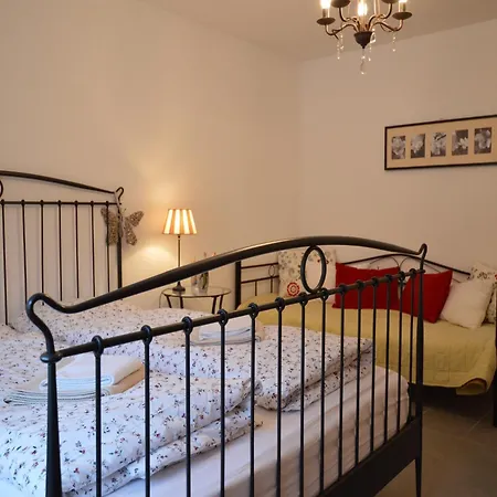 A Modern By The River Mosel Moselkern