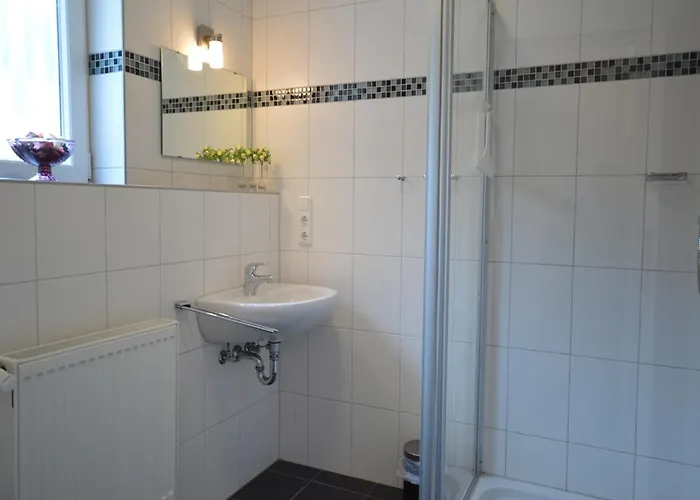 A Modern By The River Mosel Moselkern