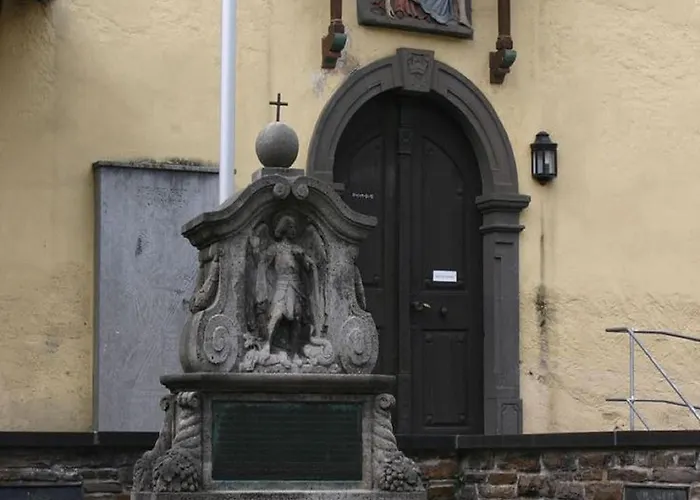 Apartamento A Modern By The River Mosel *