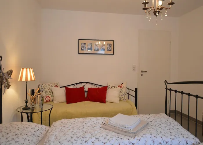 A Modern By The River Mosel Apartamento